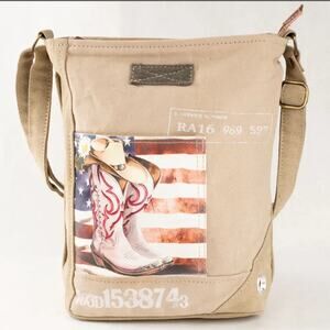 NWT Clea Ray Bag American Boots Crossbody Phone Pocket 8" x 12" x 2"